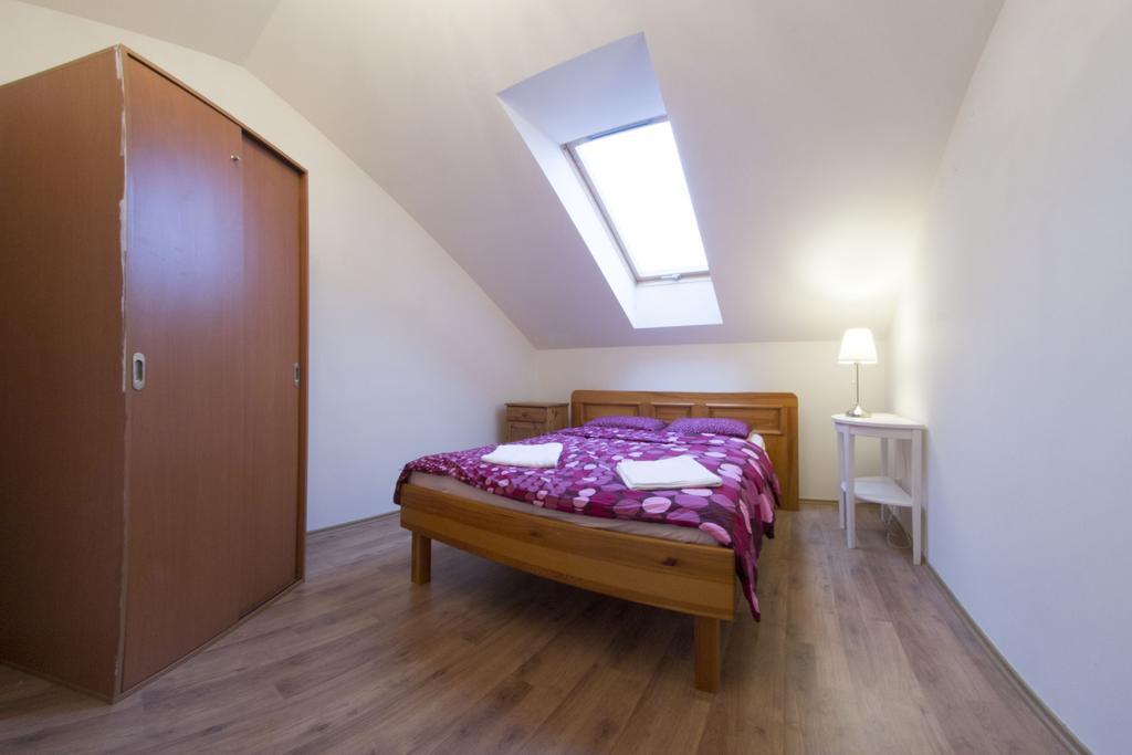 Prague Gate Apartments Exterior photo